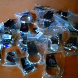 30 piece paparazzi bracelets brand new